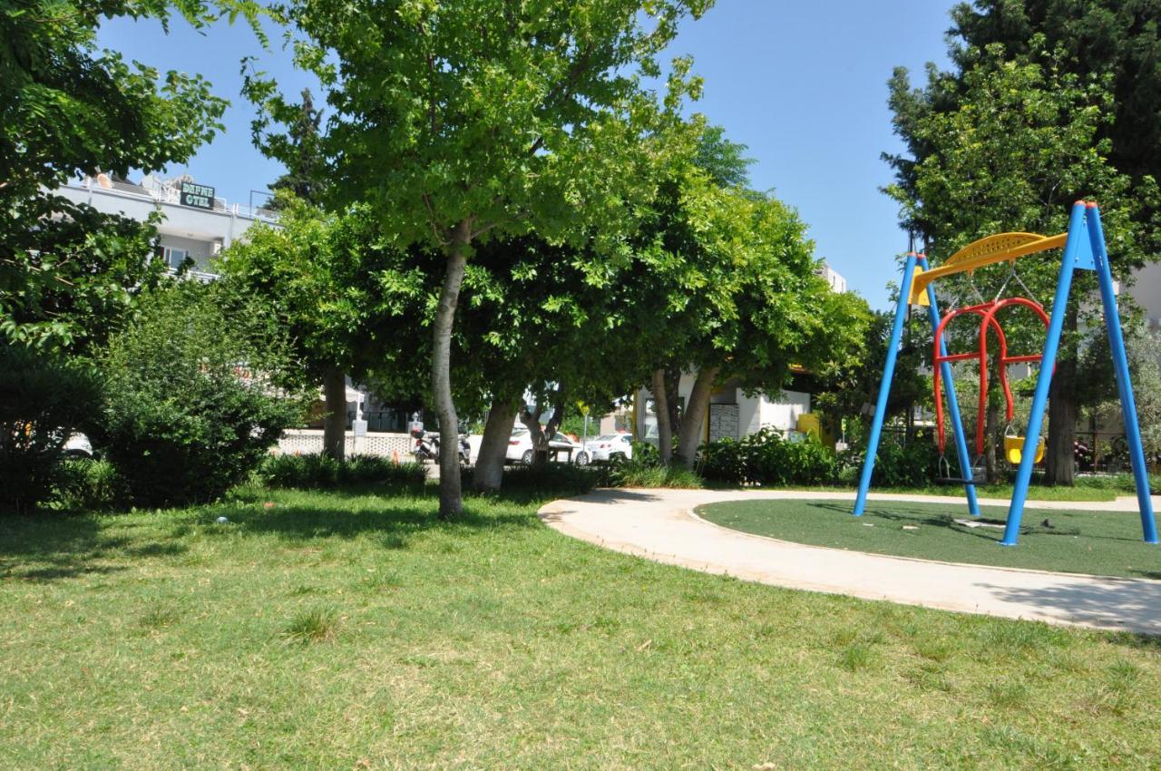 Defne & Zevkim Hotel Marmaris Exterior photo