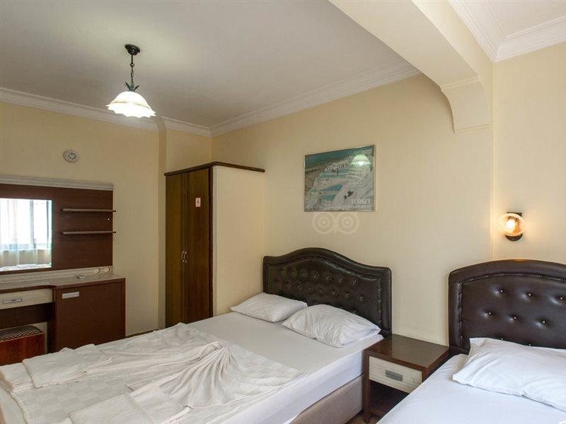 Defne & Zevkim Hotel Marmaris Exterior photo
